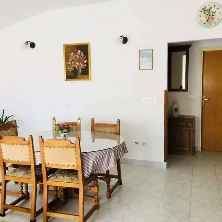 Marissa 4 Pax Apartment Split
